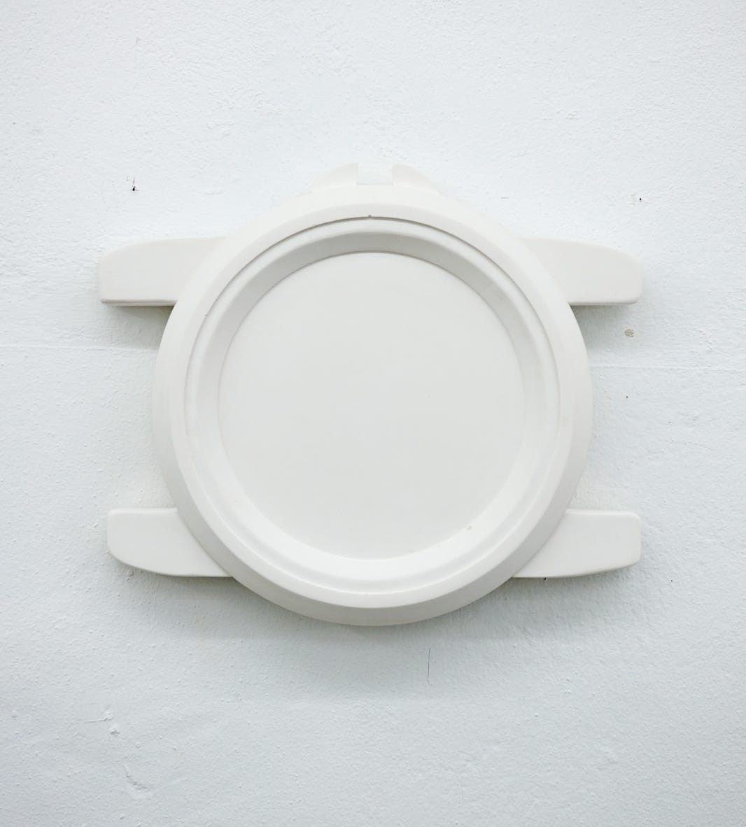 Sculpture, danish contemporary art, plaster, watch, daniel svarre