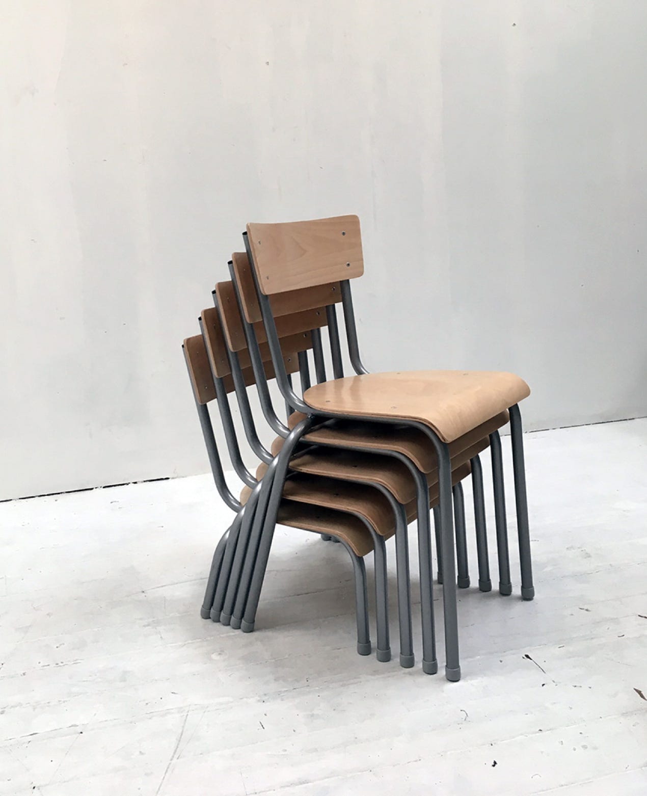 Modified school chairs, Daniel Svarre, chart art fair